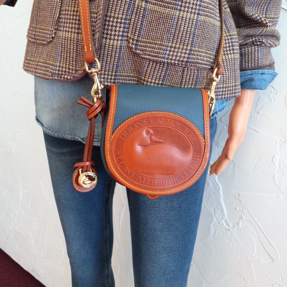 Dooney & Bourke All Weather Leather 2, Duck Bag In Jeans - Picture 4 of 16